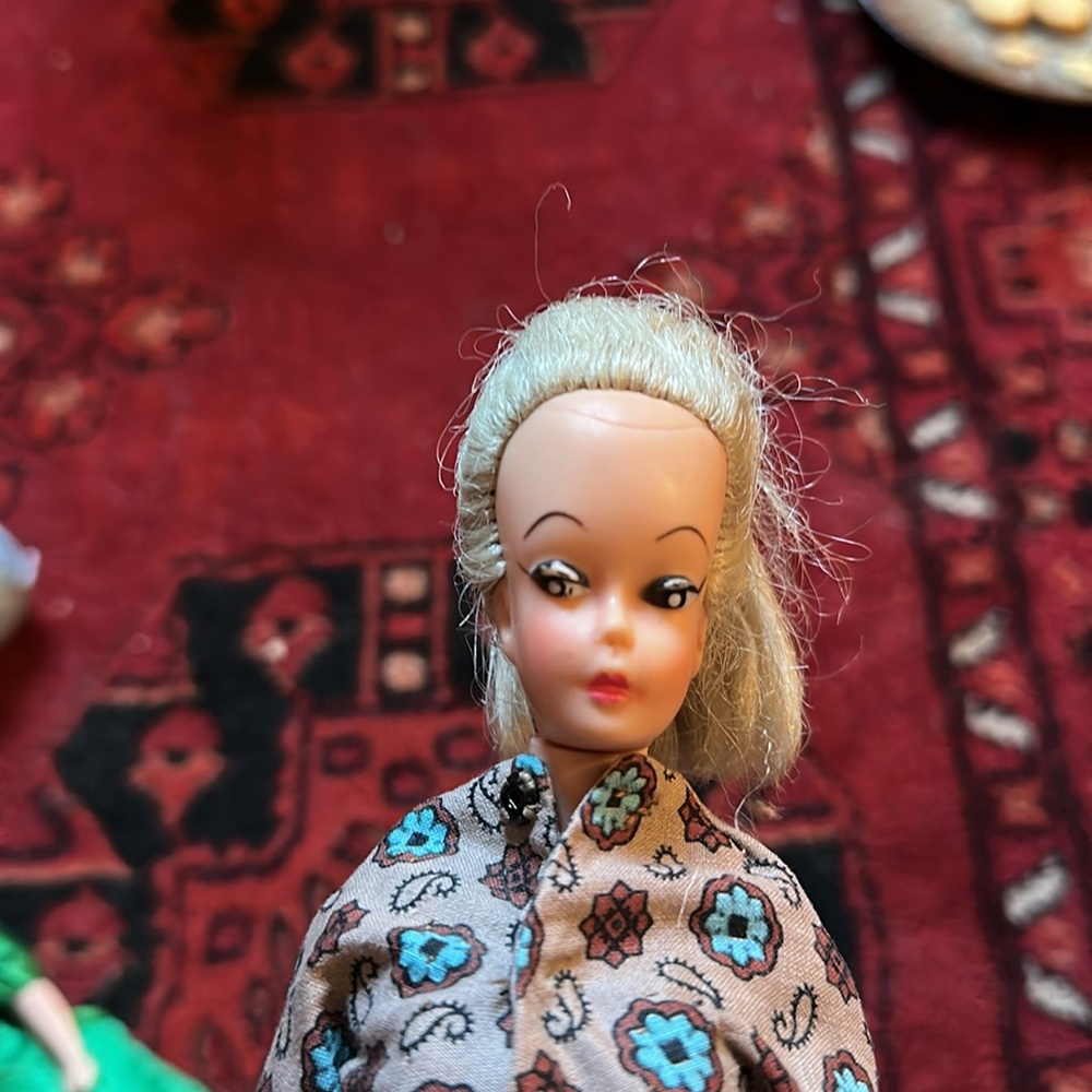 Two Uneeda Dolls - Picture 5 of 6